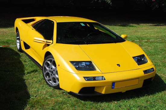 Истории модели Lamborghini Diablo