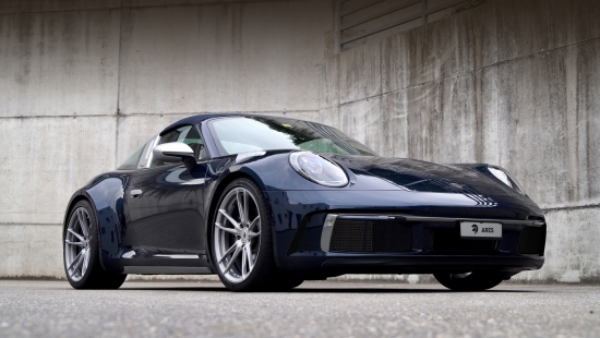 Ilmus Ares stuudio Porsche 911 Targa